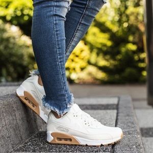 Brand New Nike Air Max 90 Premium Off White + Gum